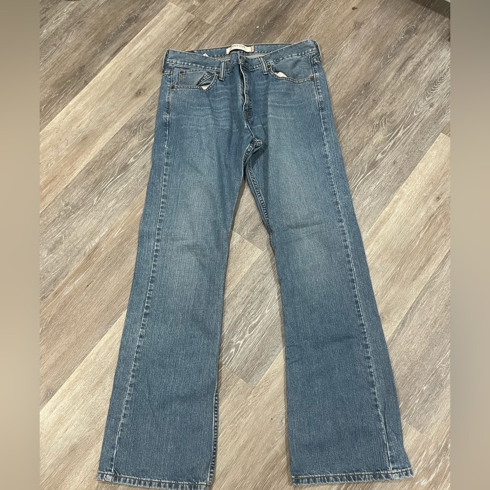 Levi’s Jeans